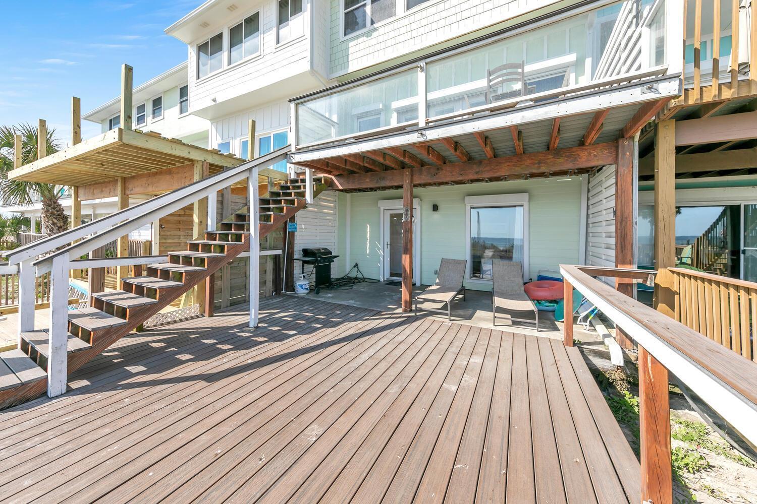 Beachside West 13 *